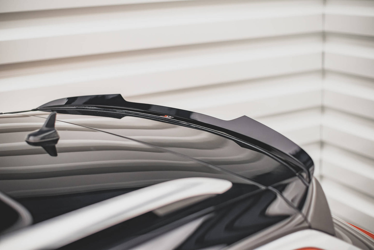 Spoiler CAP für Volkswagen T-Roc Mk1 schwarz matt