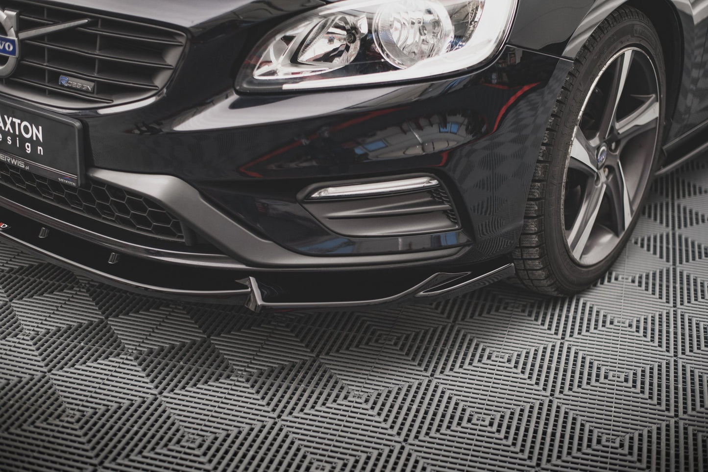 Front Ansatz V.1 für Volvo S60 R-Design Mk2 schwarz matt
