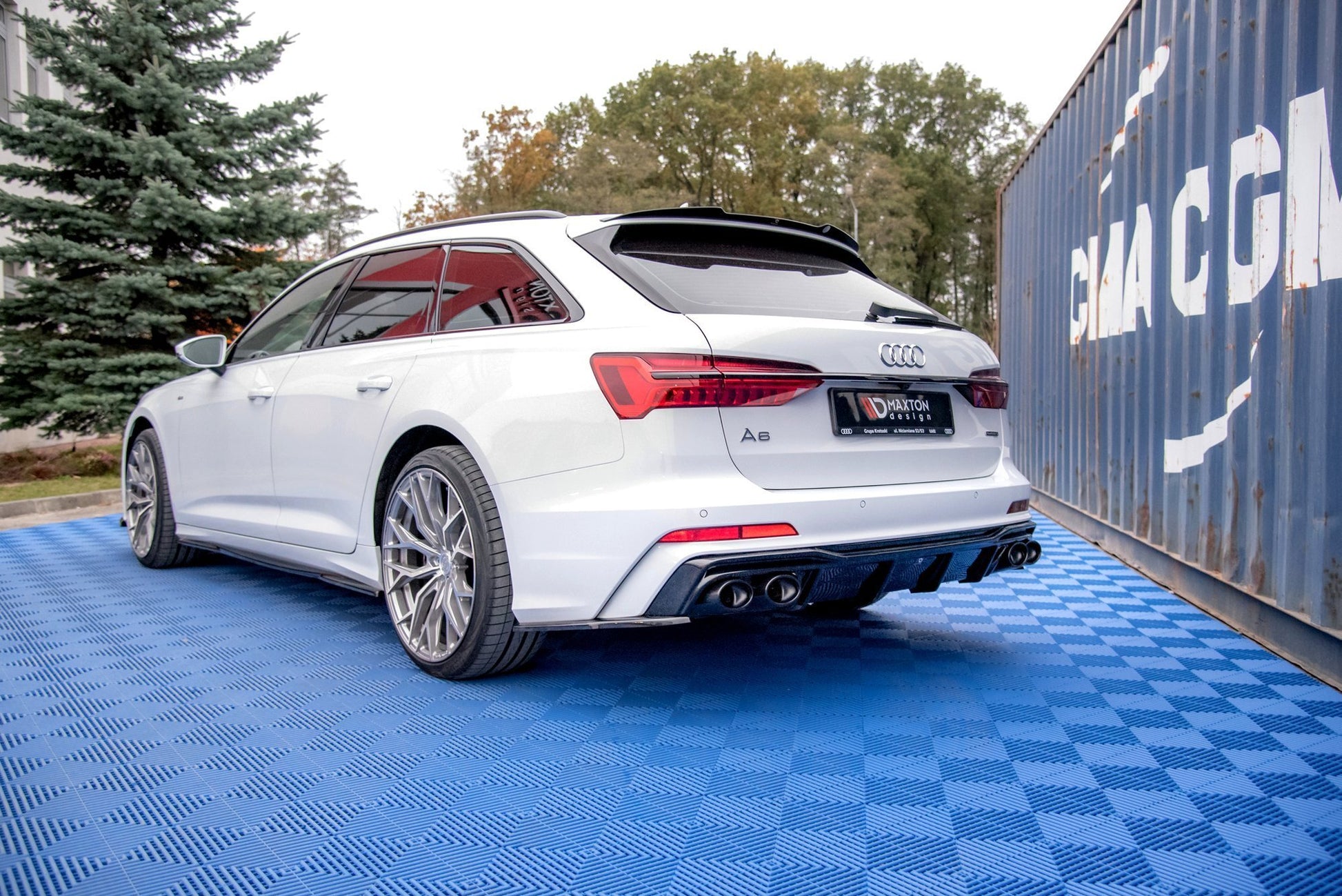Diffusor Heck Ansatz für + Endschalldampfer Sportauspuff Attrappe Audi S6 / A6 S-Line C8