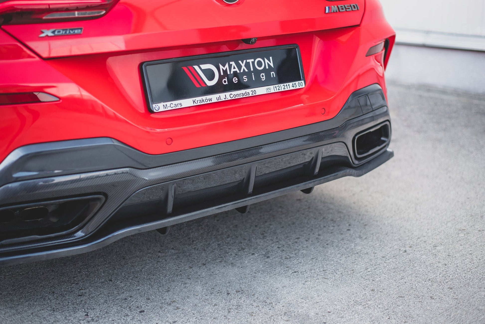 Mittlerer Diffusor Heck Ansatz DTM Look für BMW 8 Coupe M-Paket G15 schwarz Hochglanz