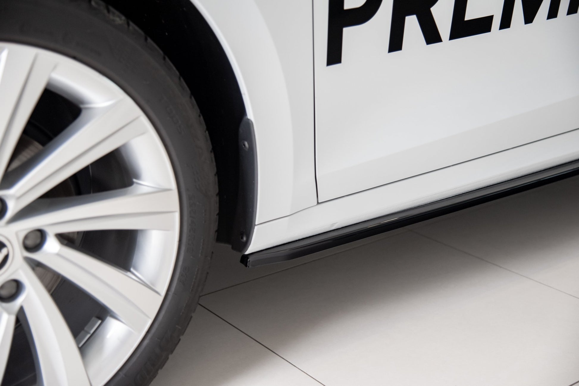 Seitenschweller Ansatz für V.2 für Skoda Octavia Mk4  schwarz Hochglanz