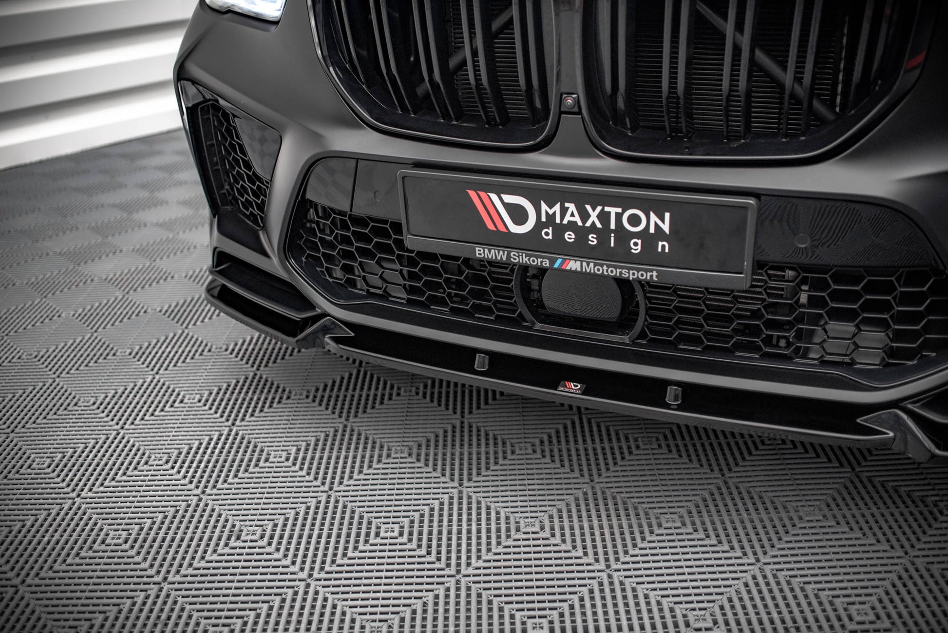 Front Ansatz V.1 für BMW  X5M F95 schwarz Hochglanz