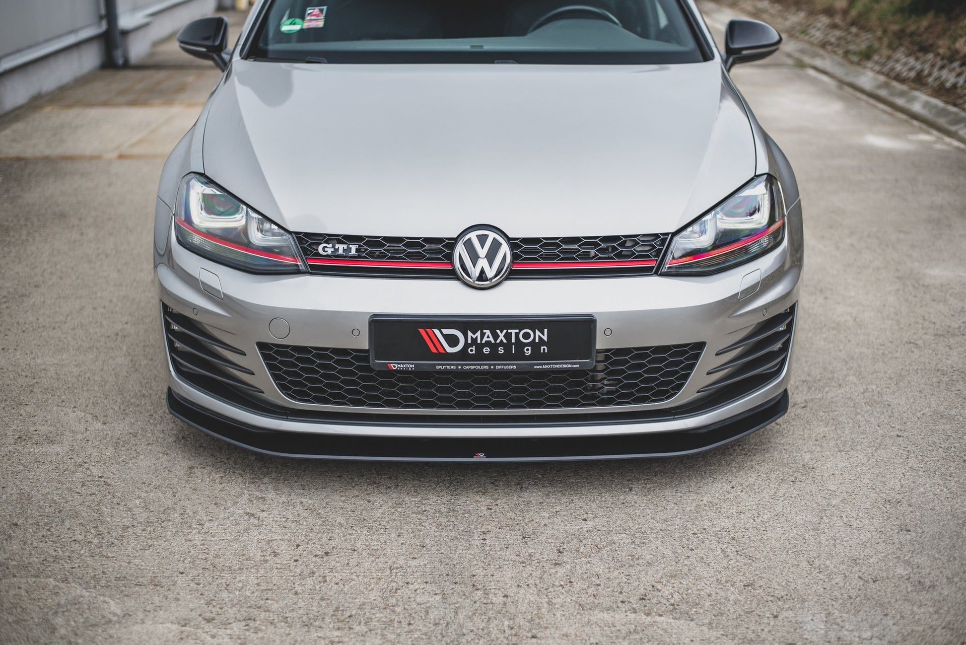 Robuste Racing Front Ansatz für VW Golf 7 GTI