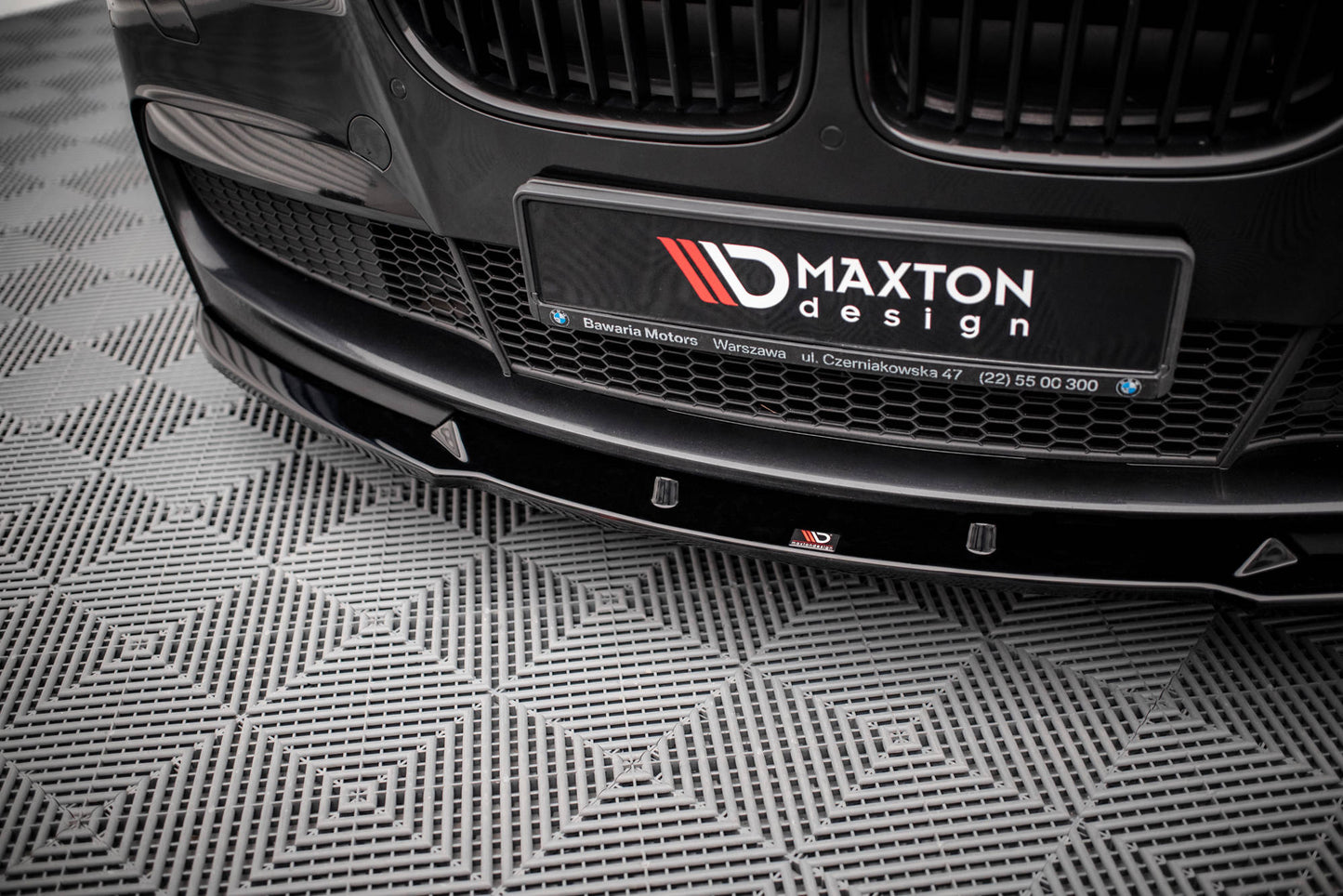 Front Ansatz V.2 für BMW 7 M-Paket F01 Carbon Look