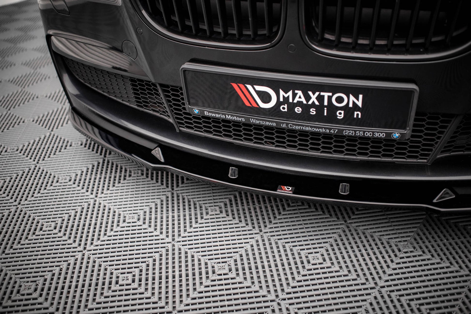 Front Ansatz V.2 für BMW 7 M-Paket F01 Carbon Look