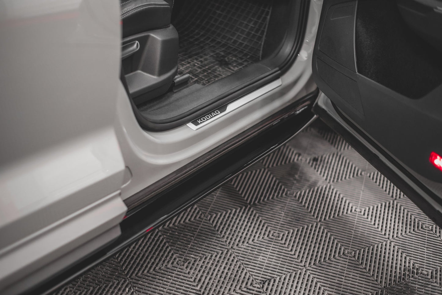 Seitenschweller Ansatz für Skoda Kodiaq Mk1 Sportline/RS Carbon Look
