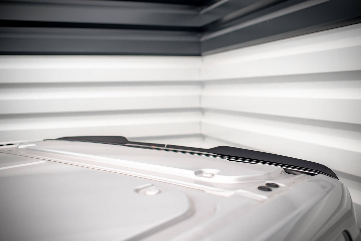 Spoiler CAP für Ford Transit Custom ST-Line Mk1 Facelift schwarz Hochglanz