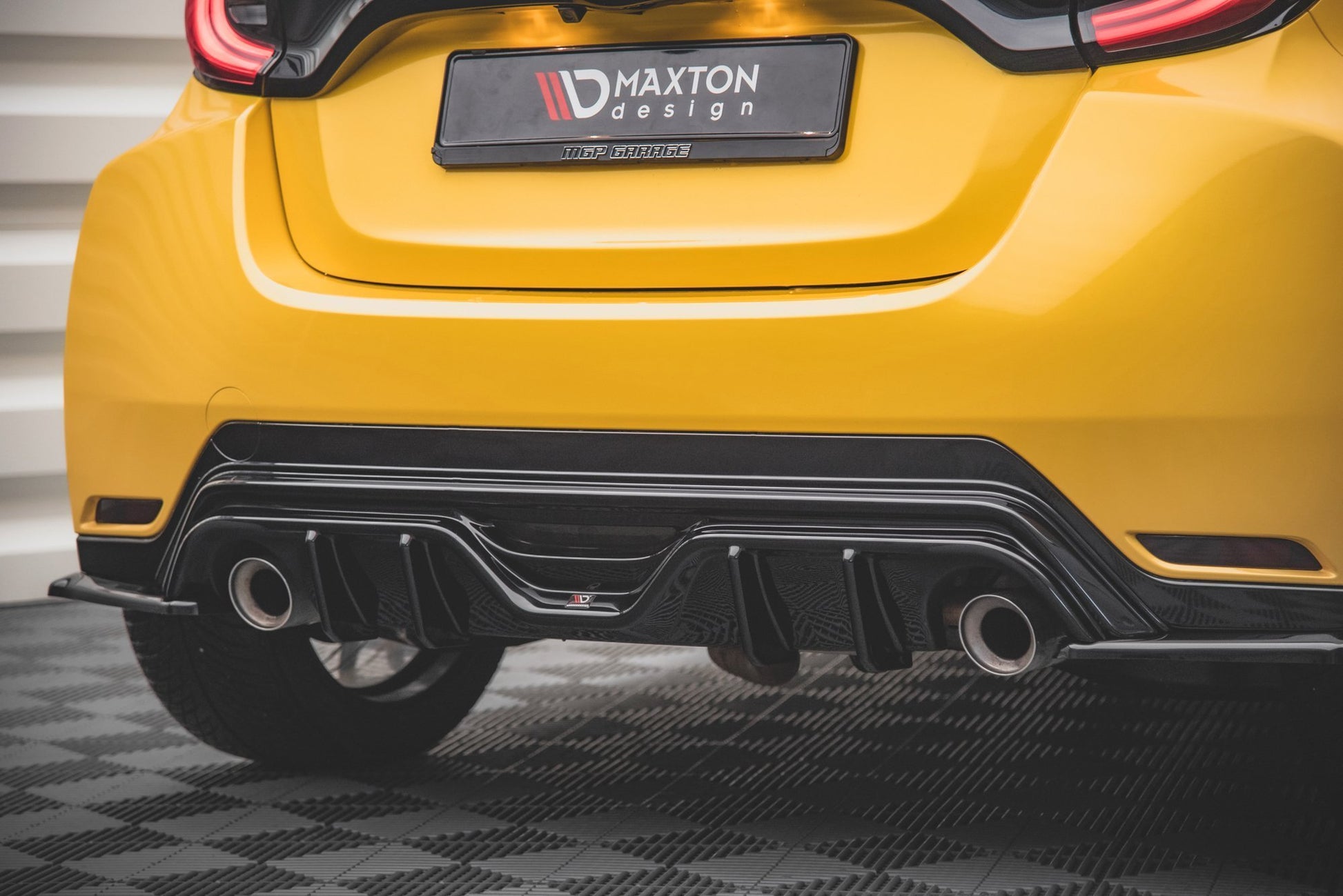 Diffusor Heck Ansatz für Toyota GR Yaris Mk4 schwarz matt