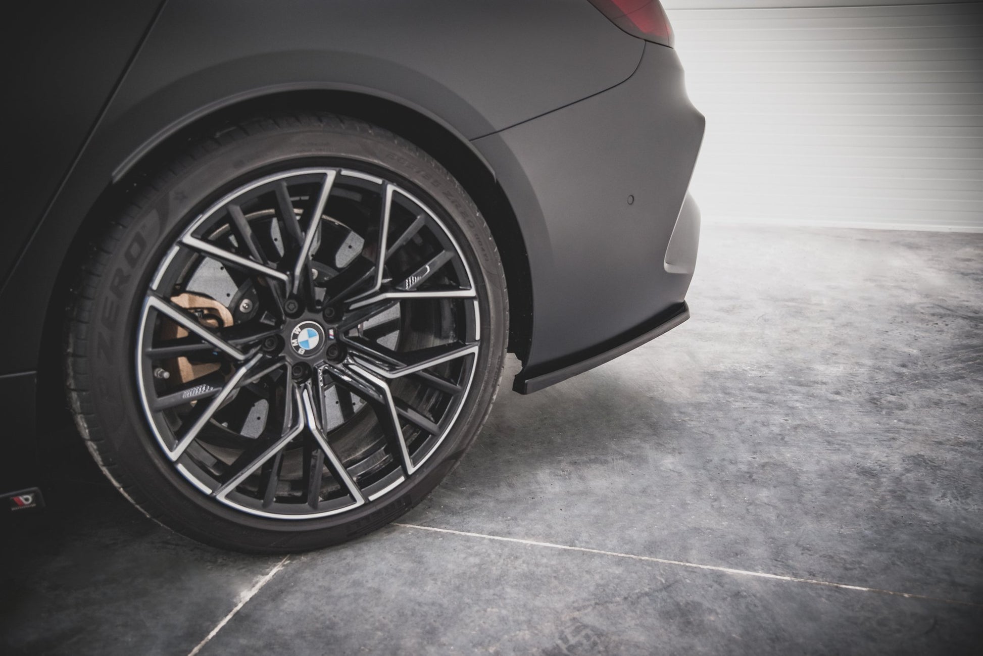 Heck Ansatz Flaps Diffusor V.2 für BMW M8 Gran Coupe F93 schwarz matt