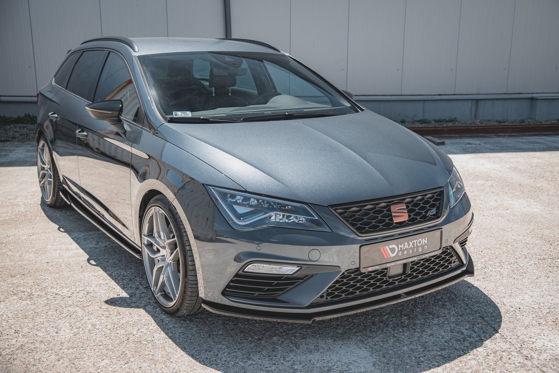 Front Ansatz V.4 für Seat Leon Cupra / FR Mk3 FL Carbon Look