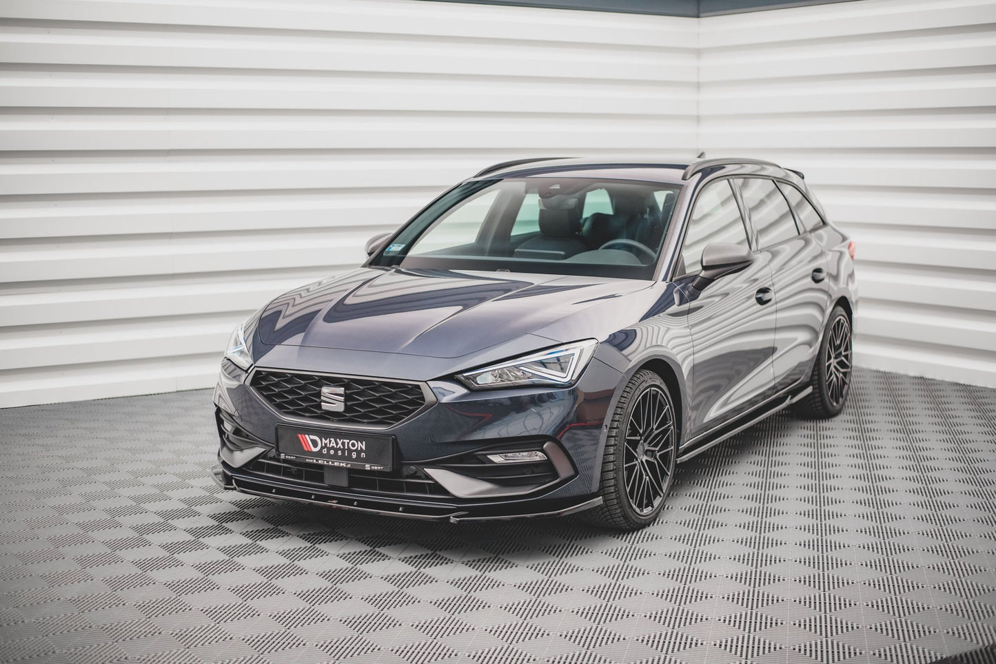 Front Ansatz V.2 für Seat Leon FR Mk4 schwarz matt