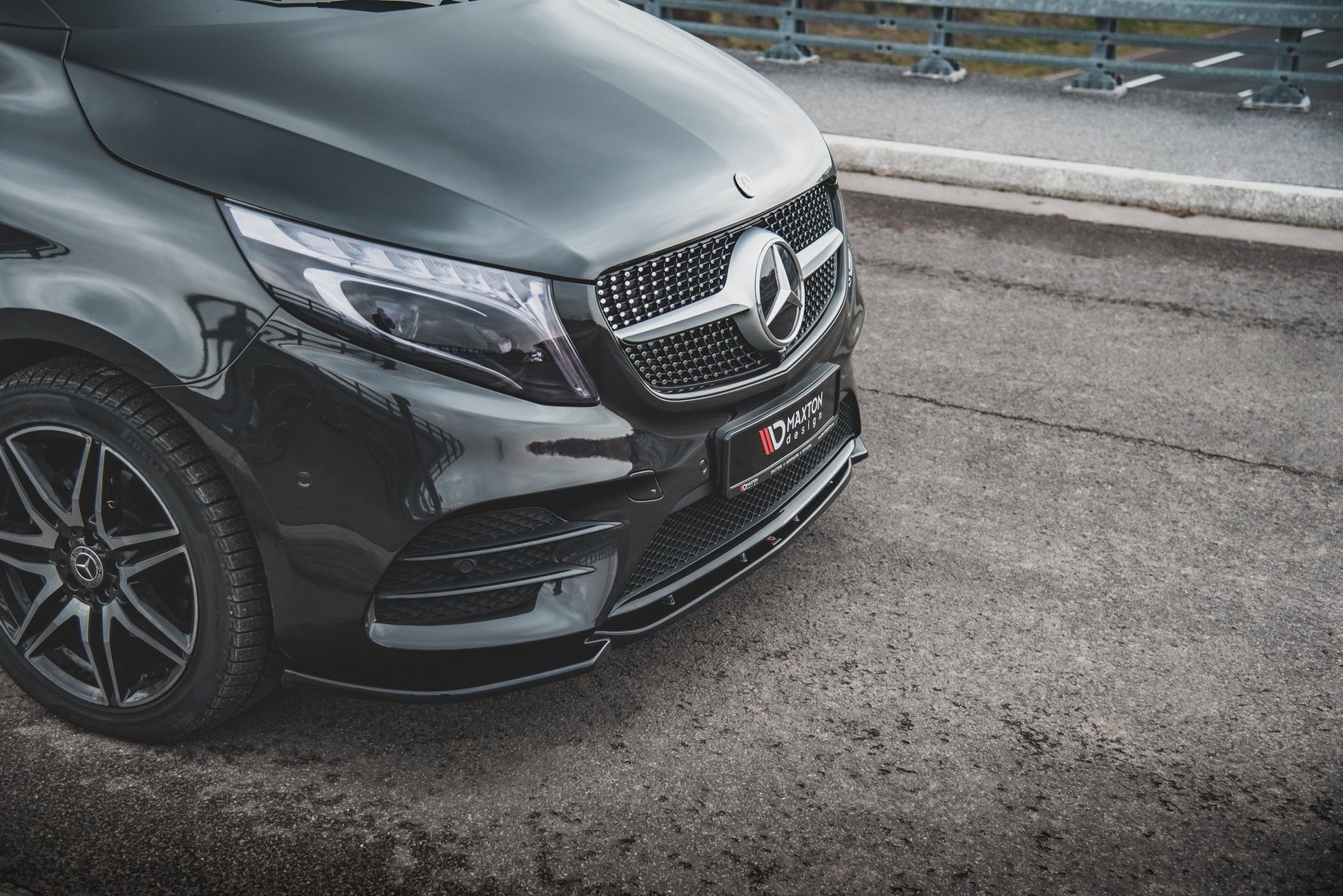 Front Ansatz V.1 für Mercedes-Benz V-Klasse AMG-Line W447 Facelift schwarz matt