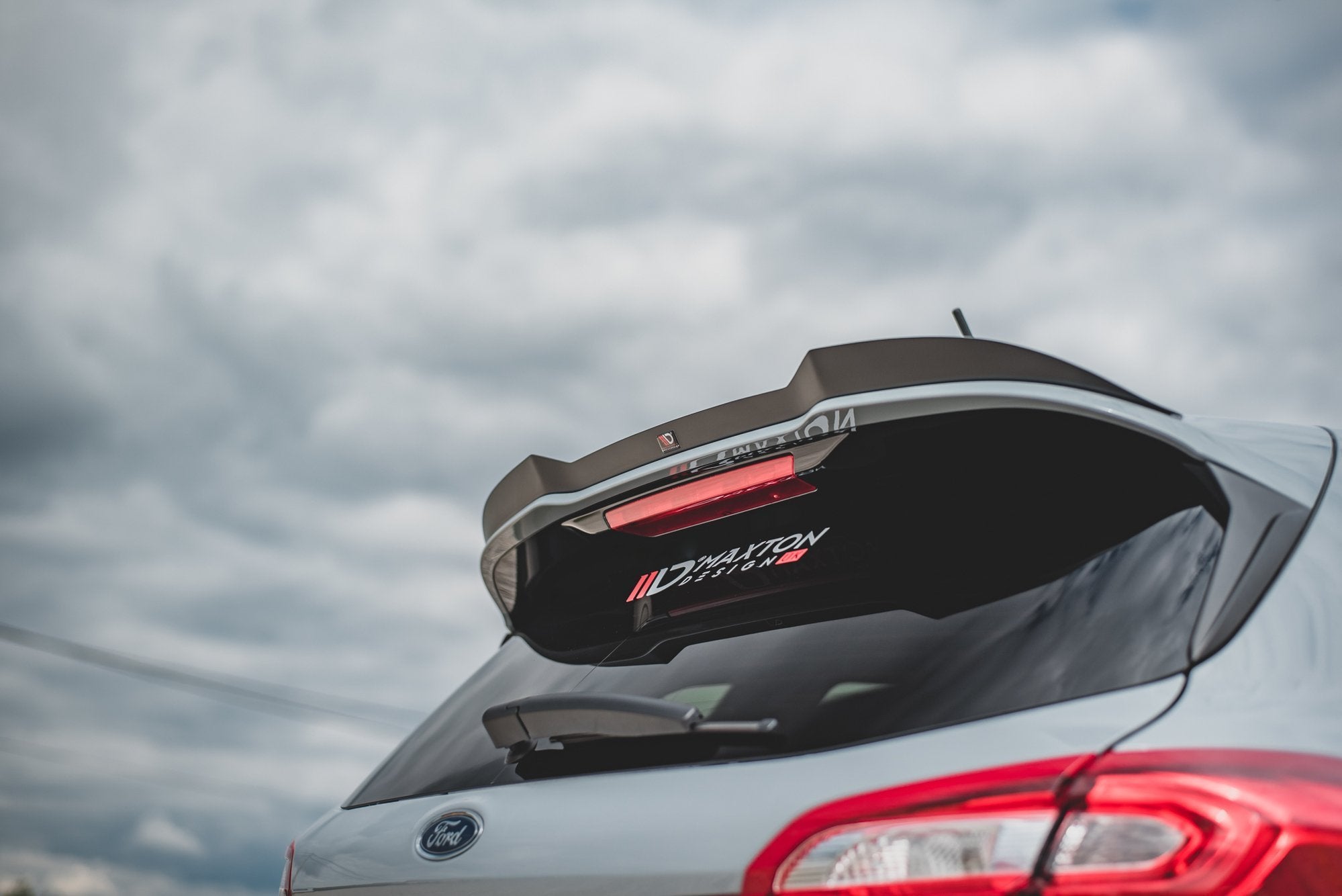 Spoiler CAP für Volkswagen Caddy Mk3 Facelift schwarz matt – Tuning King