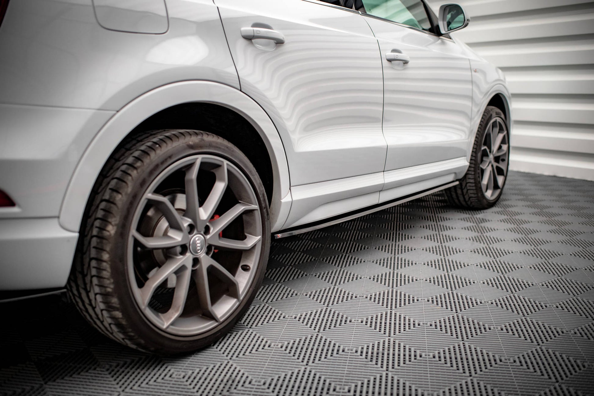 Seitenschweller Ansatz für Audi Q3 8U Facelift Carbon Look