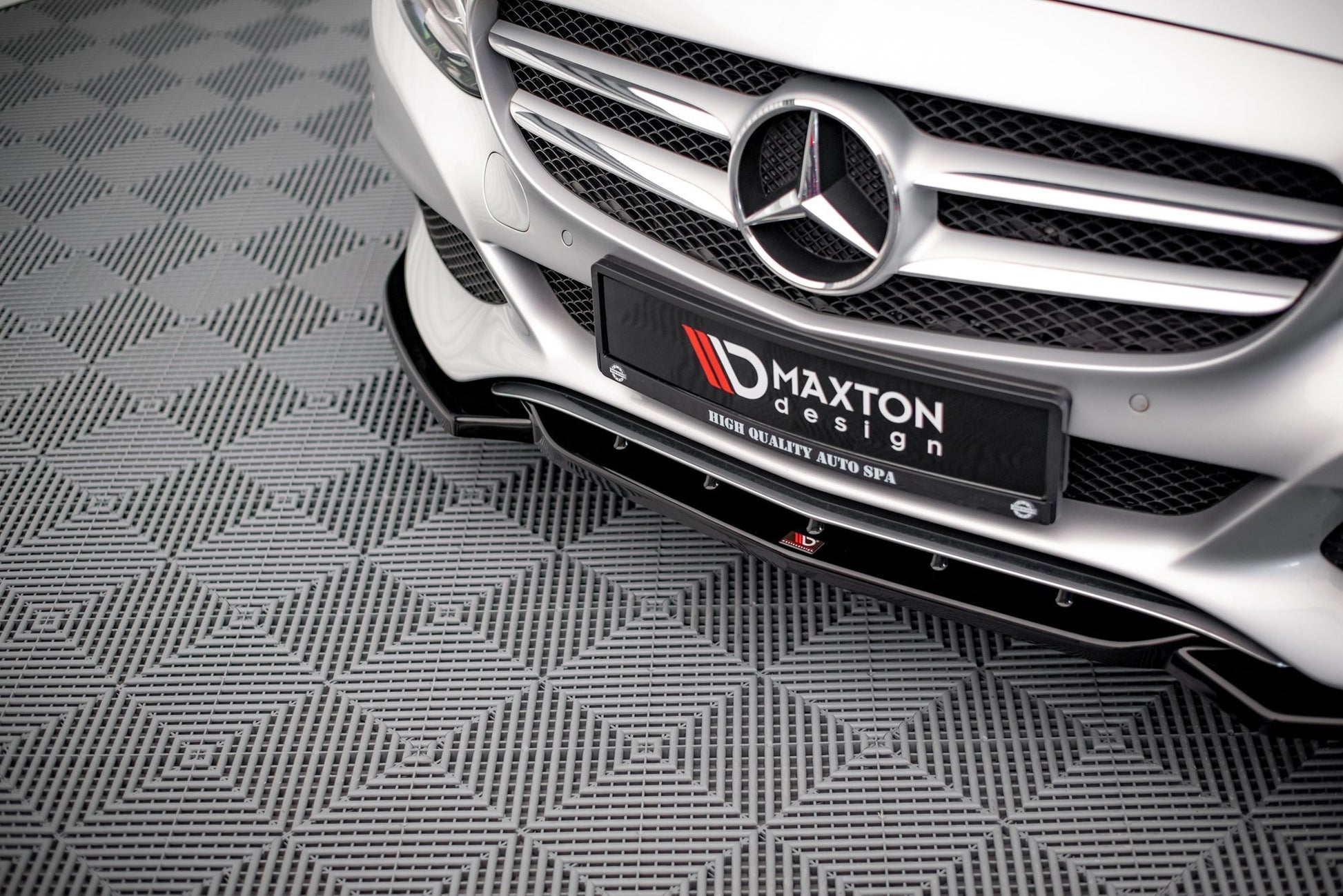 Front Ansatz für Mercedes-Benz C W205 Carbon Look