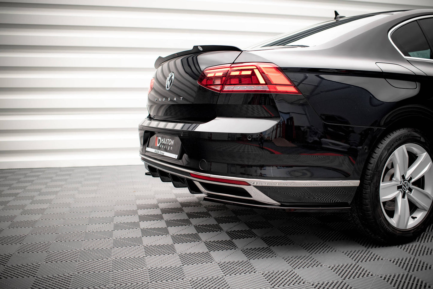 Diffusor Heck Ansatz für Volkswagen Passat B8 Facelift Carbon Look