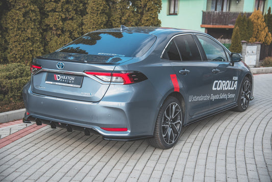 Seitenschweller Ansatz für Toyota Corolla XII Limousine Carbon Look