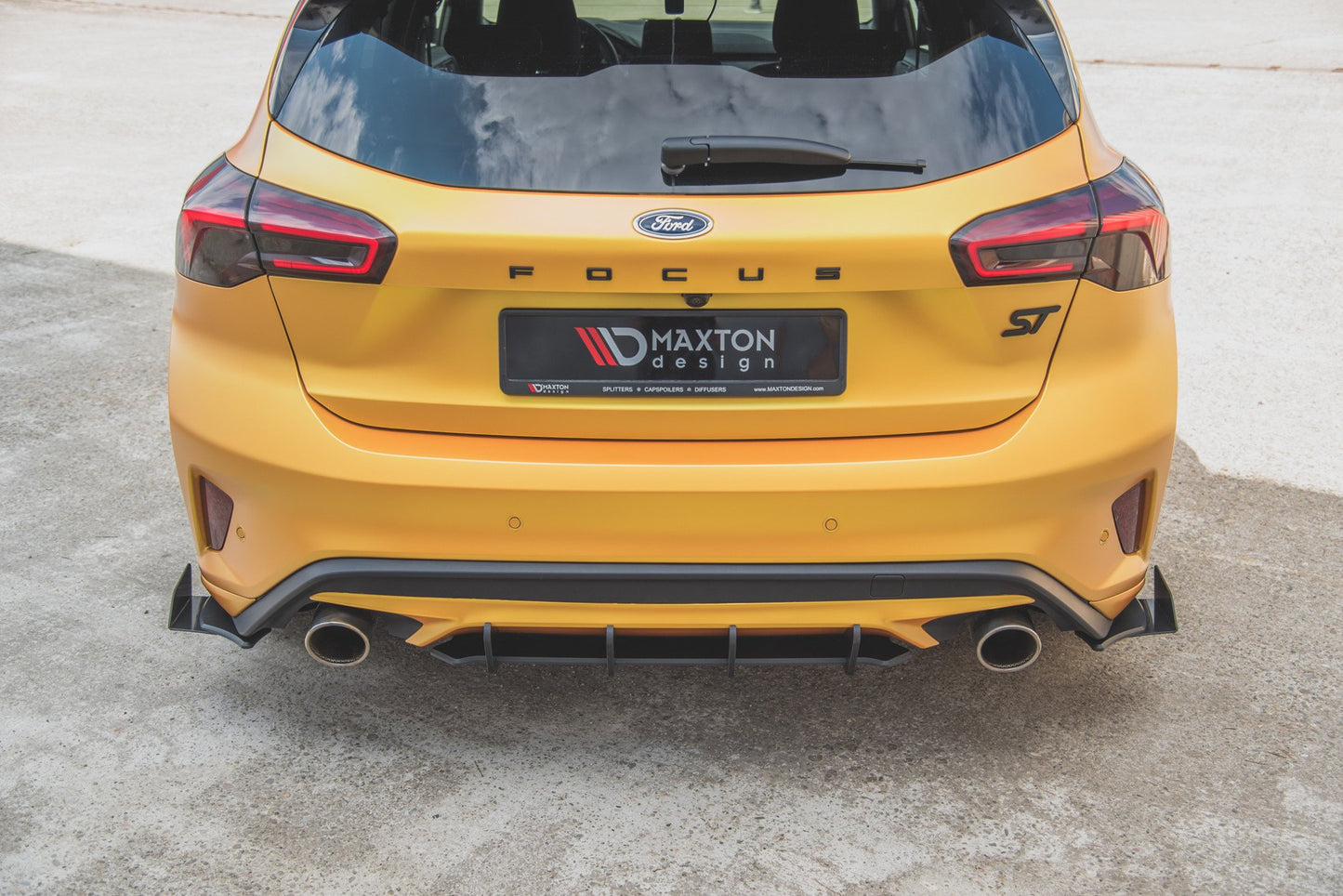 Robuste Racing Heckschürze für Ford Focus ST Mk4