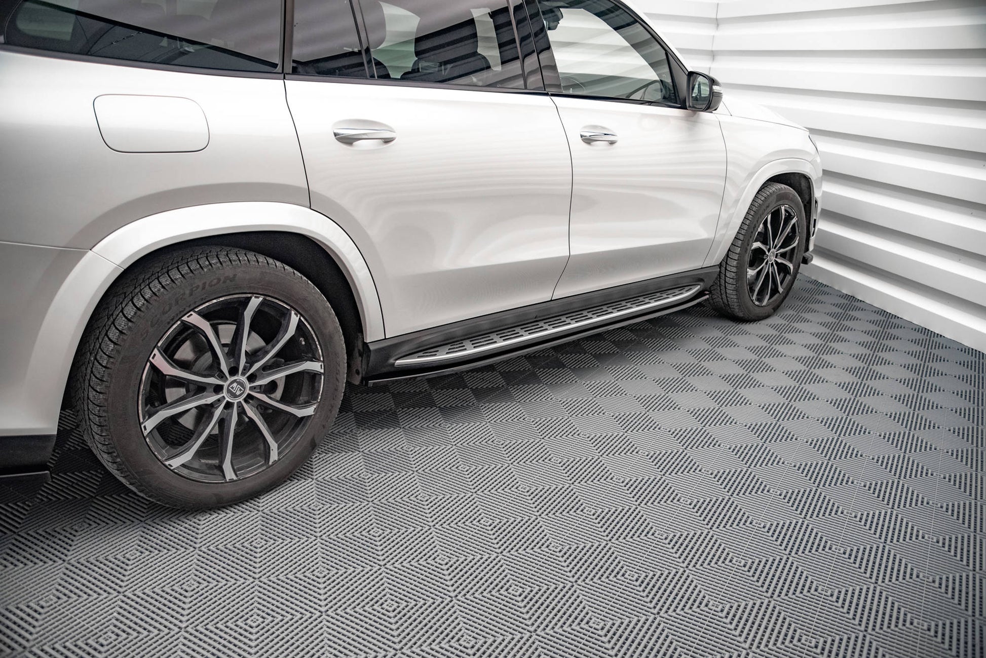 Seitenschweller Ansatz für Mercedes-Benz GLS AMG-Line X167 schwarz matt