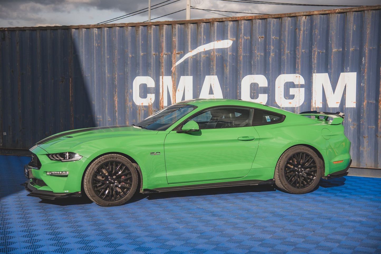 Street Pro Seitenschweller Ansatz für V.1 für + Flaps Ford Mustang GT Mk6 Facelift schwarz Hochglanz