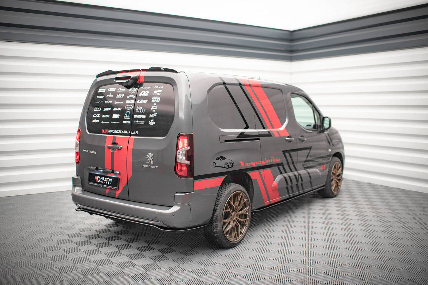 Mittlerer Diffusor Heck Ansatz DTM Look für Peugeot Partner Mk3 schwarz Hochglanz