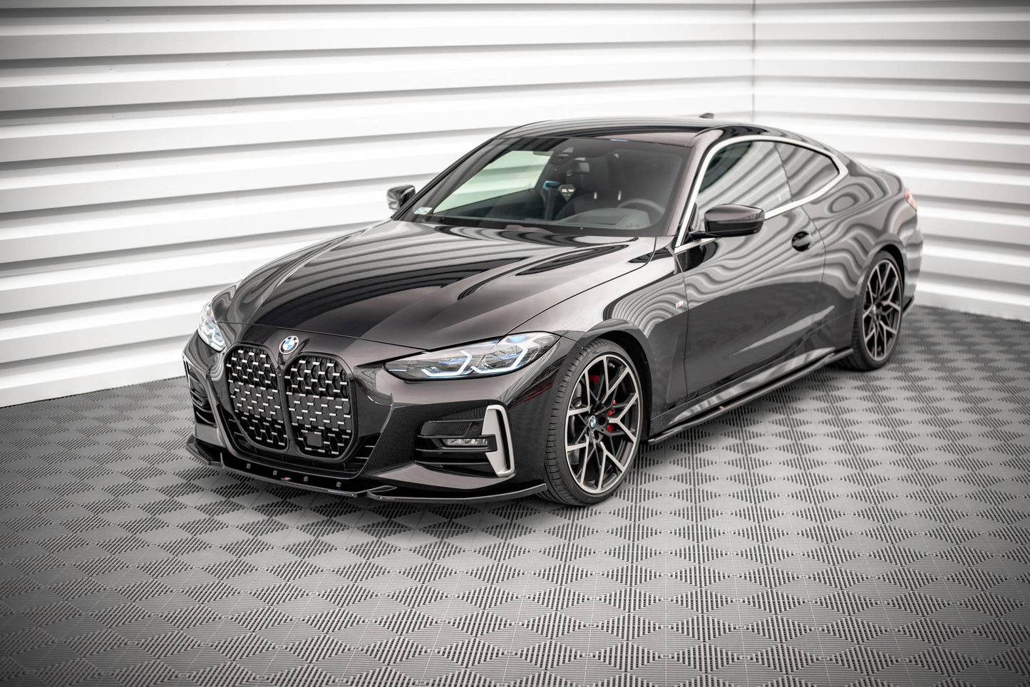 Front Ansatz V.4 für BMW 4er M-Paket G22 Carbon Look