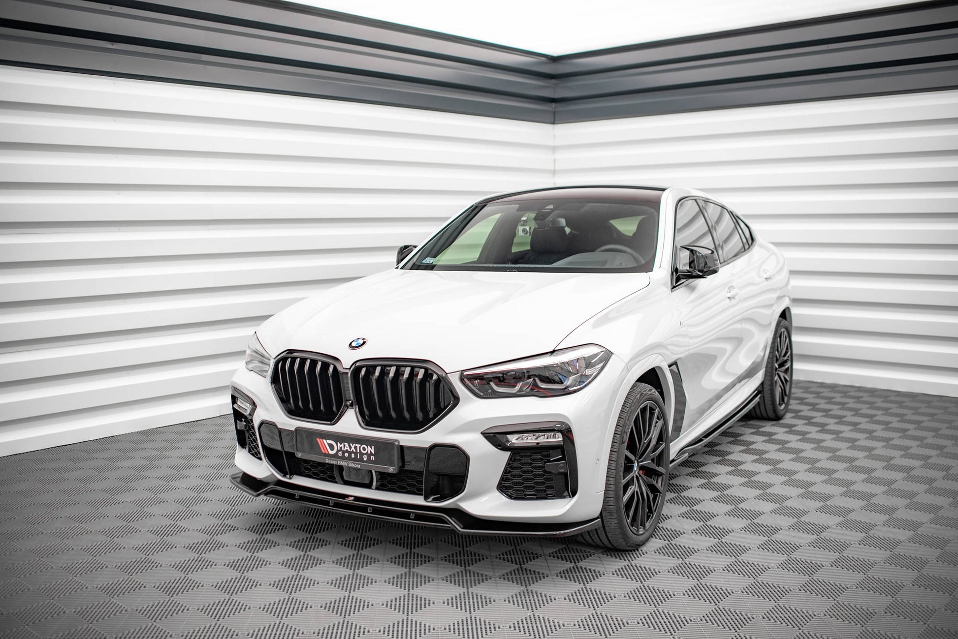 Front Ansatz V.2 für BMW X6 M-Paket G06 schwarz Hochglanz