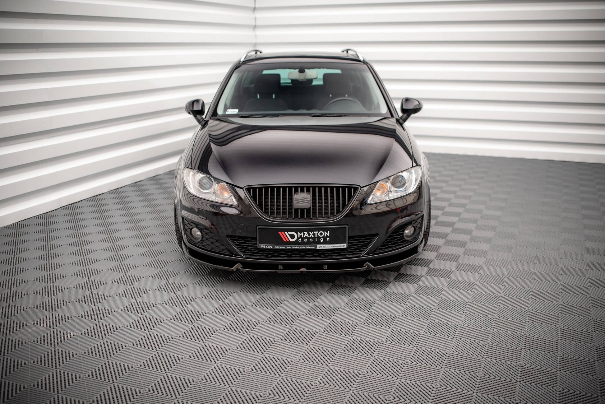Front Ansatz V.1 für Seat Exeo schwarz Hochglanz
