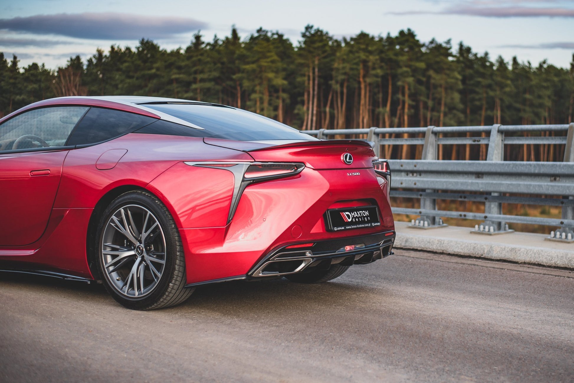 Heck Ansatz Flaps Diffusor für Lexus LC 500 Carbon Look