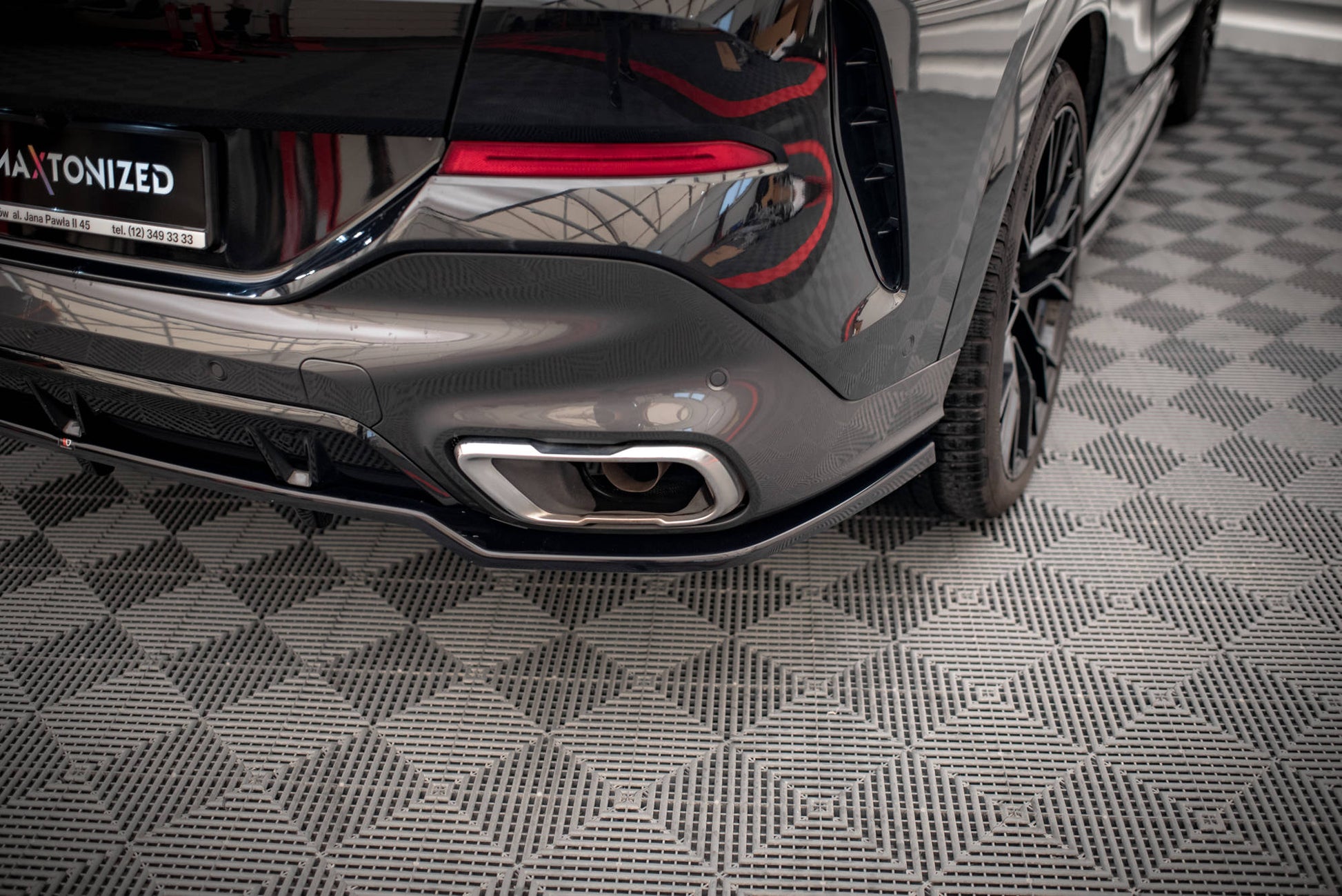 Mittlerer Diffusor Heck Ansatz DTM Look für V.2 BMW X6 M-Paket G06 schwarz matt