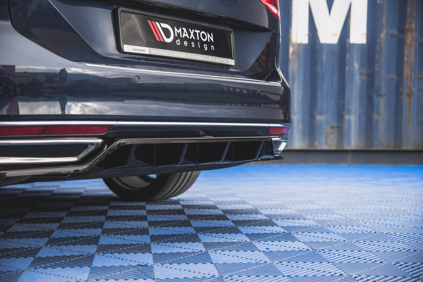 Mittlerer Diffusor Heck Ansatz DTM Look für Volkswagen Passat B8 Carbon Look