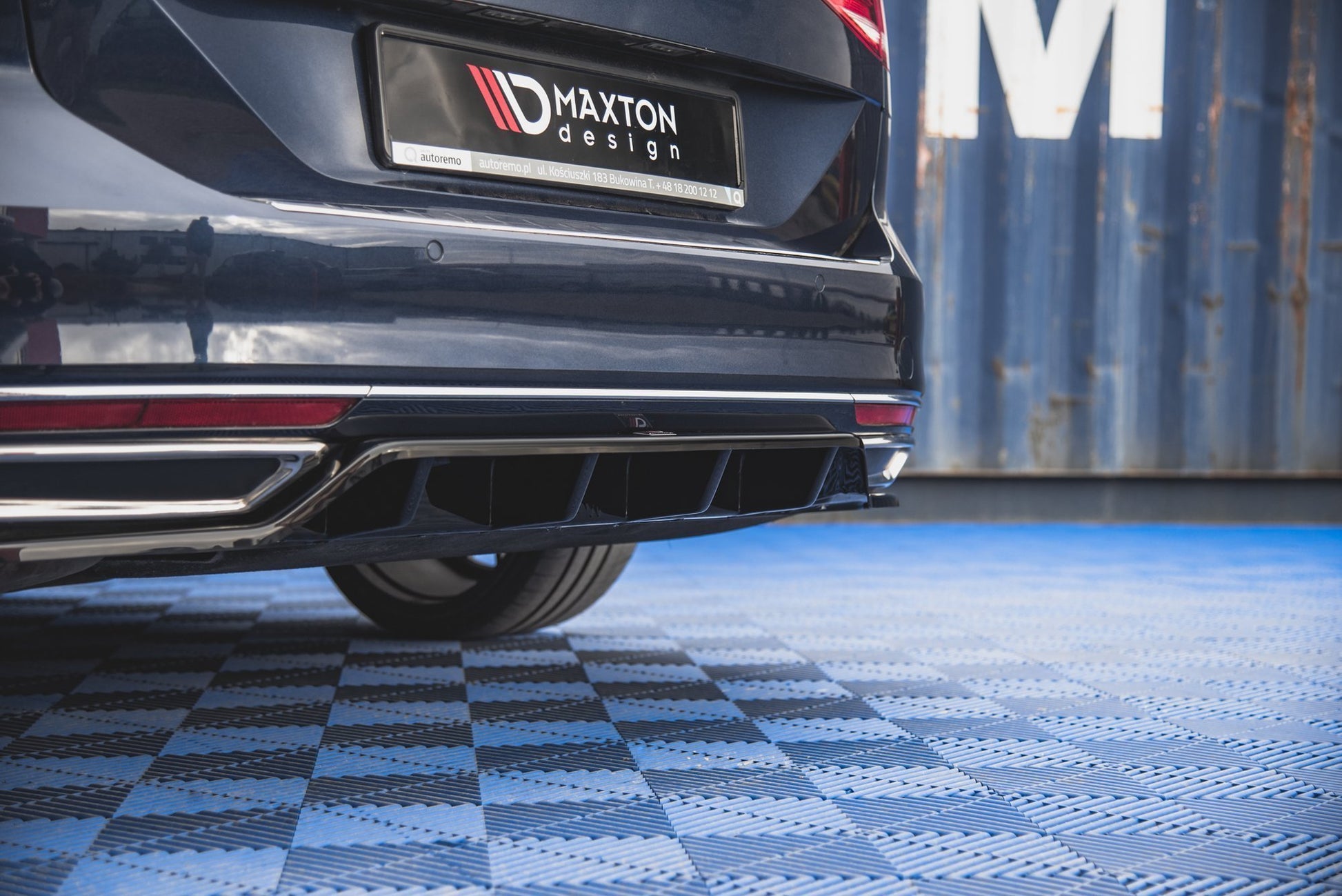 Mittlerer Diffusor Heck Ansatz DTM Look für Volkswagen Passat B8 Carbon Look