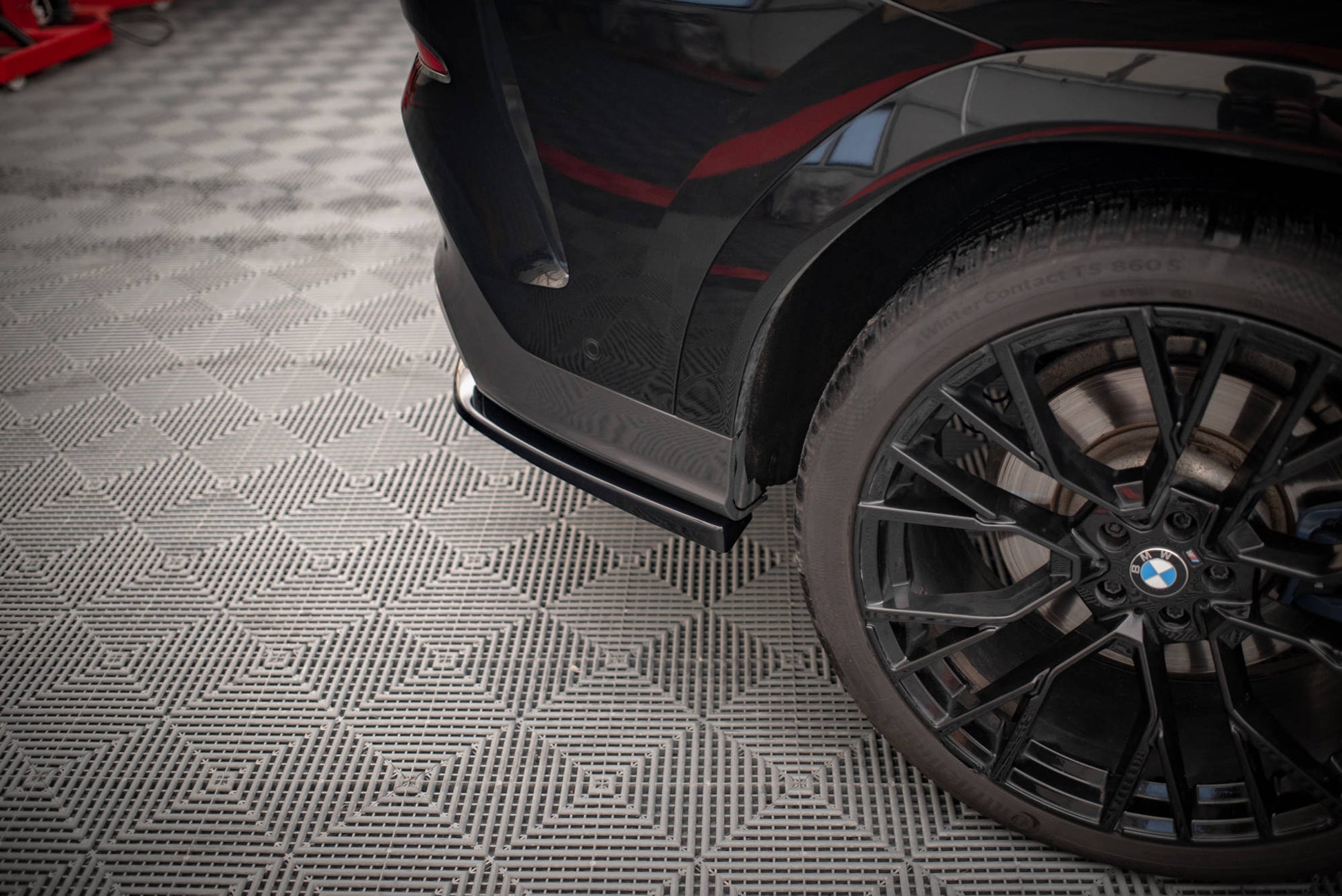 Mittlerer Diffusor Heck Ansatz DTM Look für V.2 BMW X6 M-Paket G06 Carbon Look