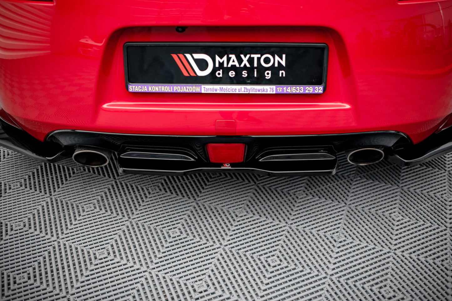 Mittlerer Diffusor Heck Ansatz V.2 für Nissan 370Z  schwarz matt