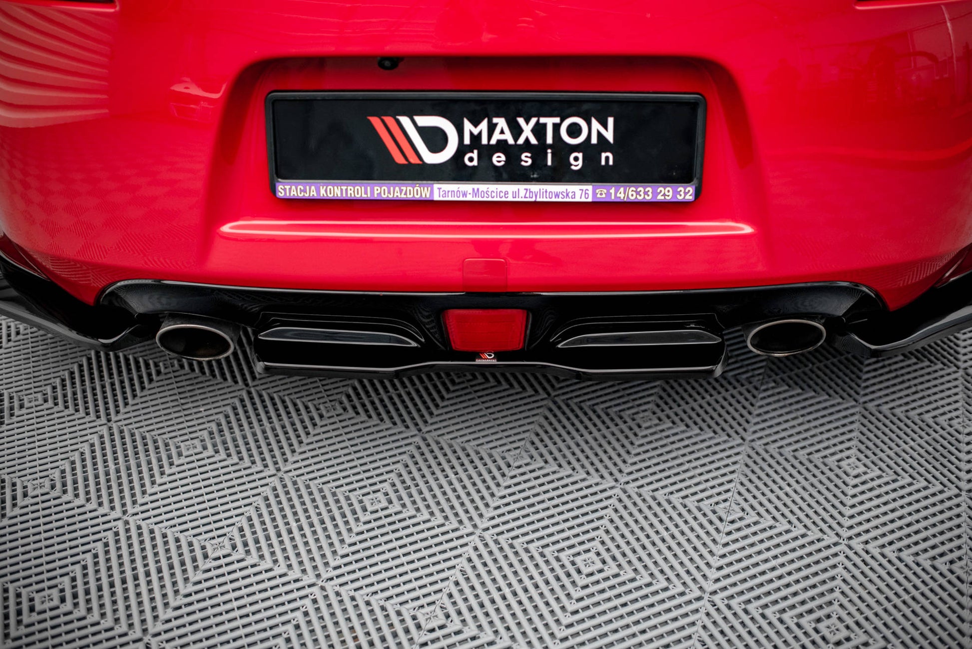 Mittlerer Diffusor Heck Ansatz V.2 für Nissan 370Z  schwarz matt