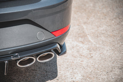 Heck Ansatz Flaps Diffusor V.2 für Seat Leon Cupra Mk3 FL Sportstourer schwarz Hochglanz