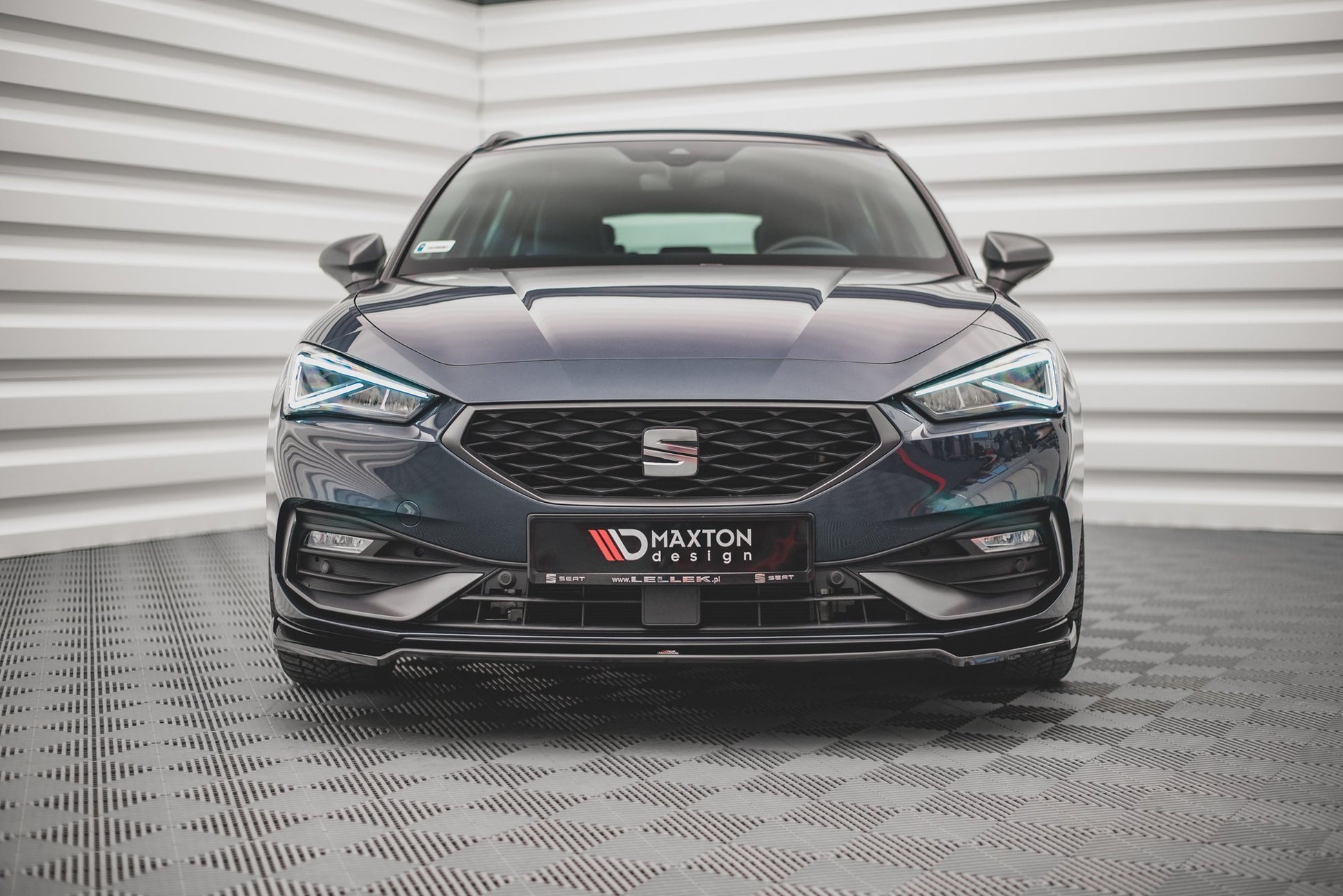 Front Ansatz V.3 für Seat Leon FR Mk4 Carbon Look