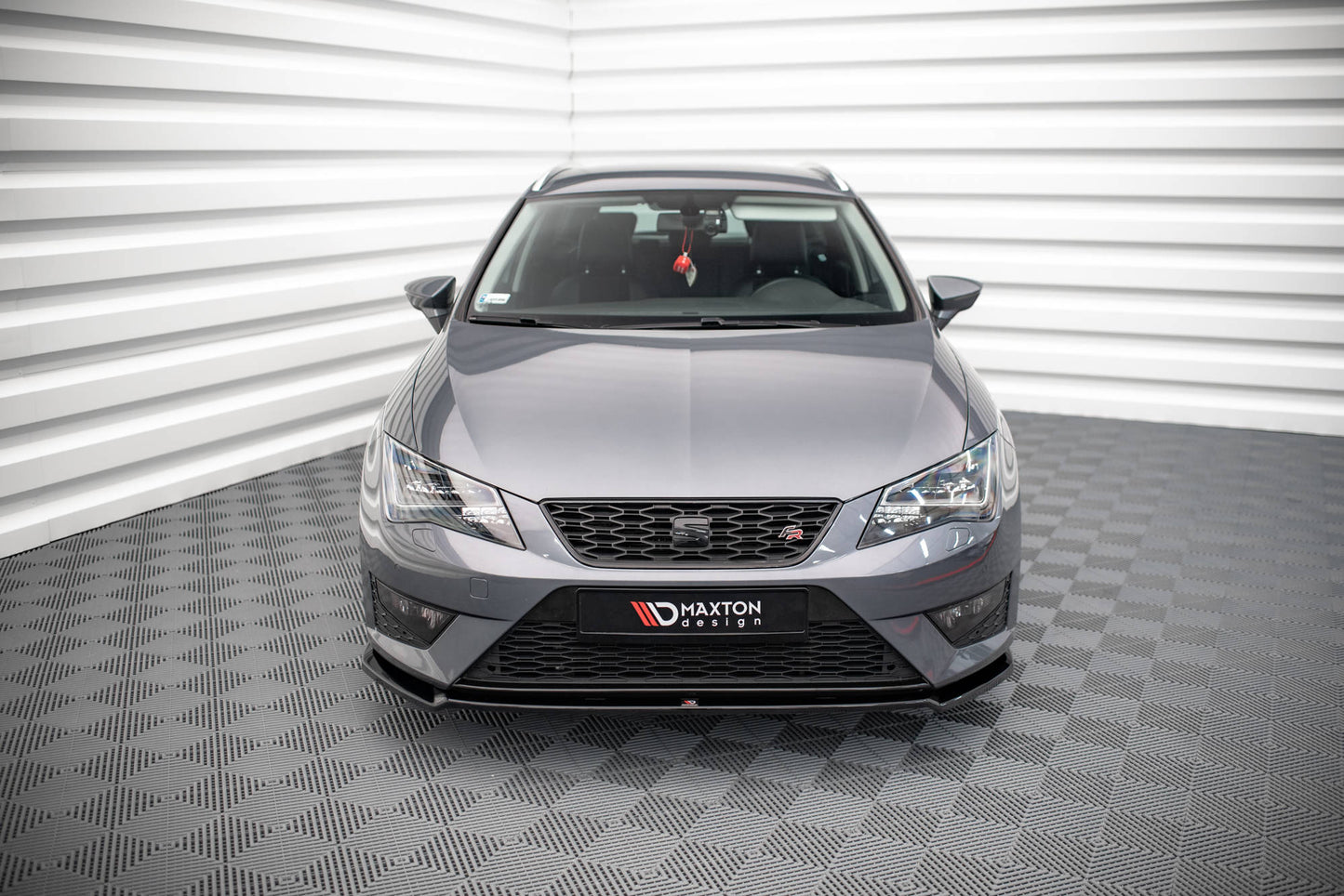 Front Ansatz V.2 für Seat Leon FR / Cupra Mk3 schwarz matt