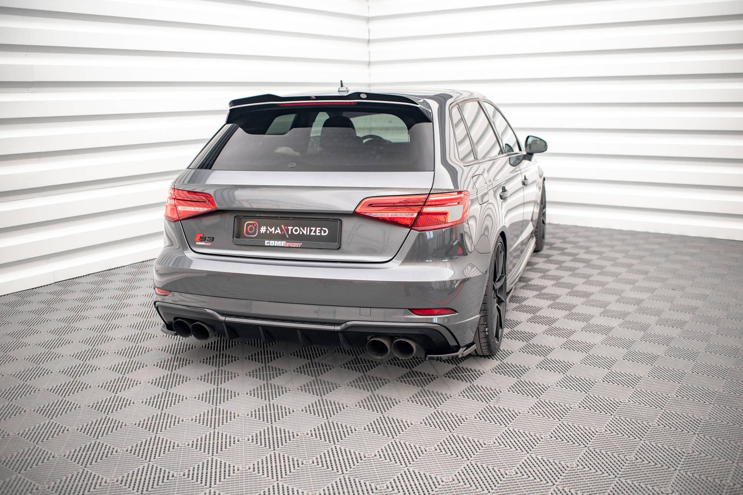 Heck Ansatz Flaps Diffusor für Audi S3 Sportback 8V Facelift schwarz Hochglanz