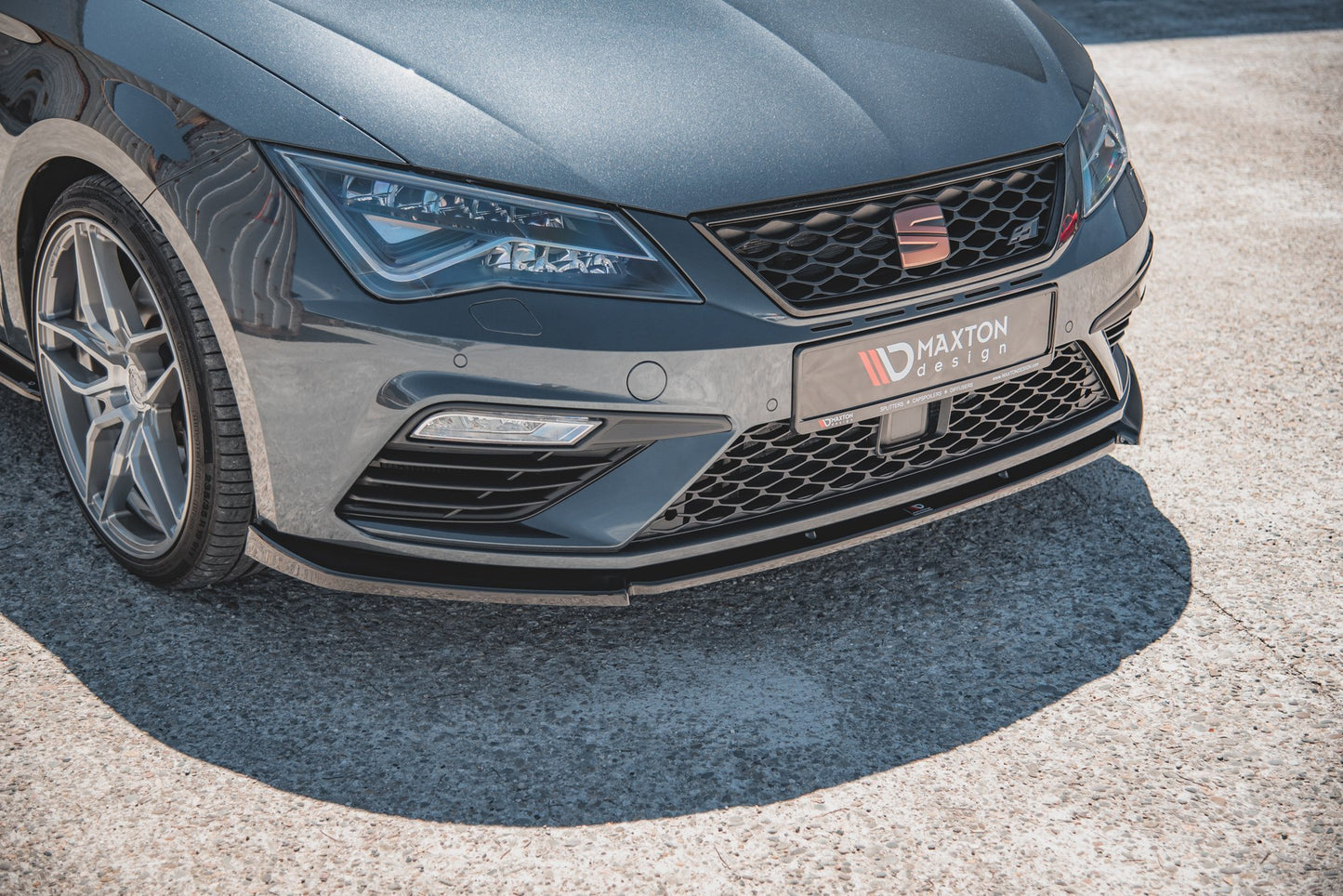 Front Ansatz V.6 für Seat Leon Cupra / FR Mk3 FL schwarz matt