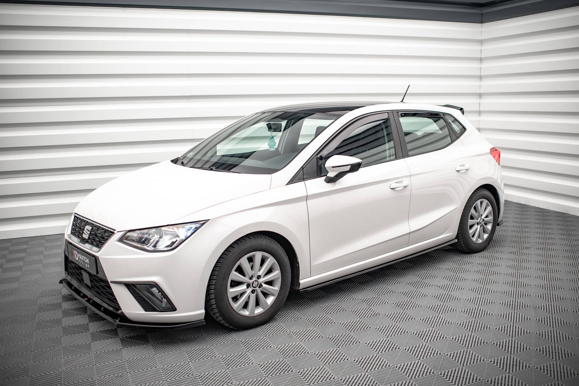 Seitenschweller Ansatz für V.1 für Seat Ibiza FR/ Standard Mk5 schwarz matt