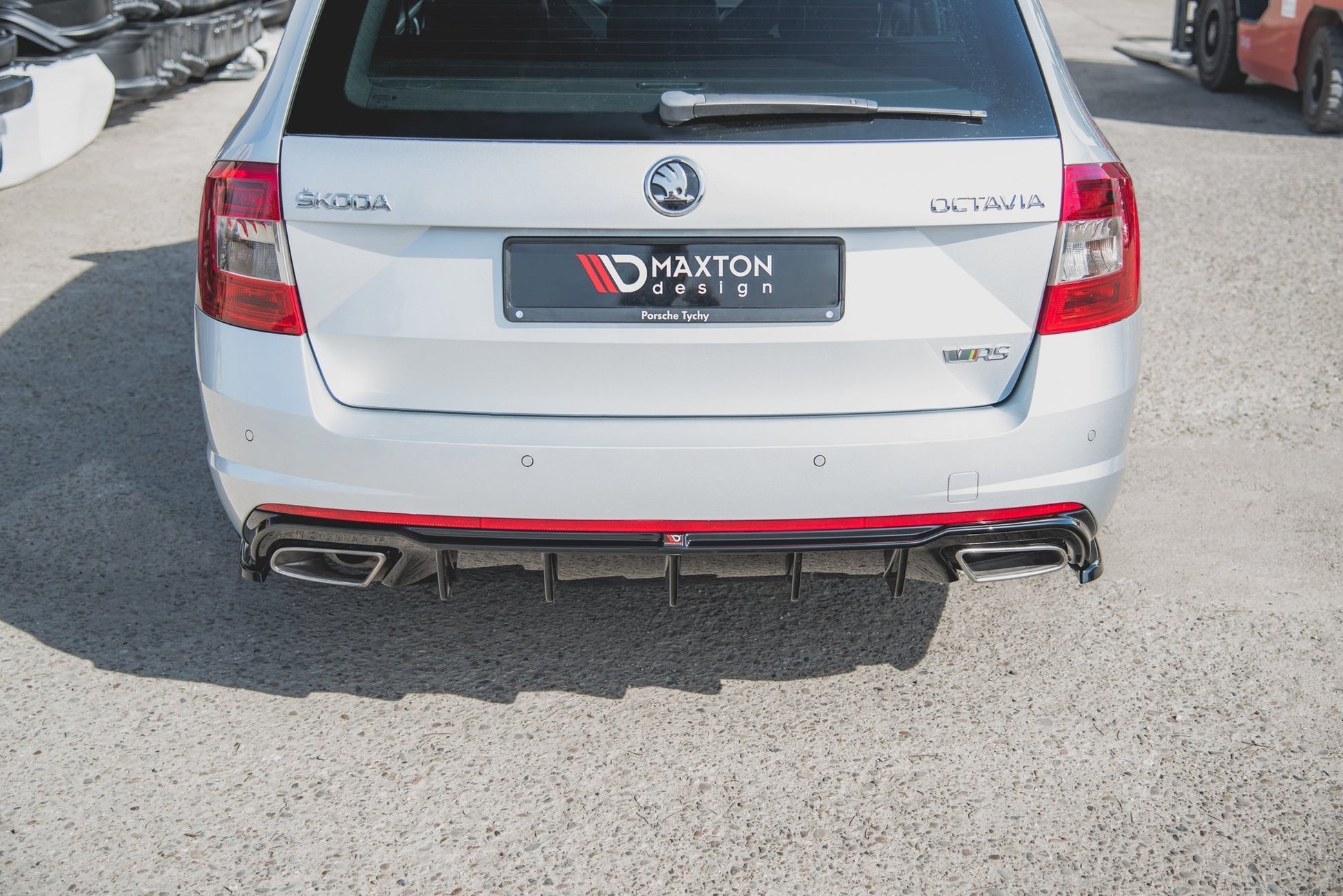 Heck Ansatz Flaps Diffusor V.2 für Skoda Octavia RS Mk3/Mk3 FL Hatchback/Kombi  schwarz Hochglanz