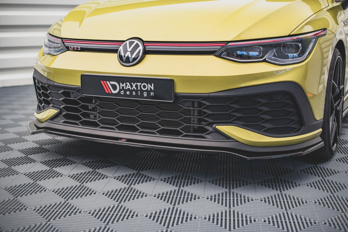 Front Ansatz V.3 für Volkswagen Golf 8 GTI Clubsport Carbon Look