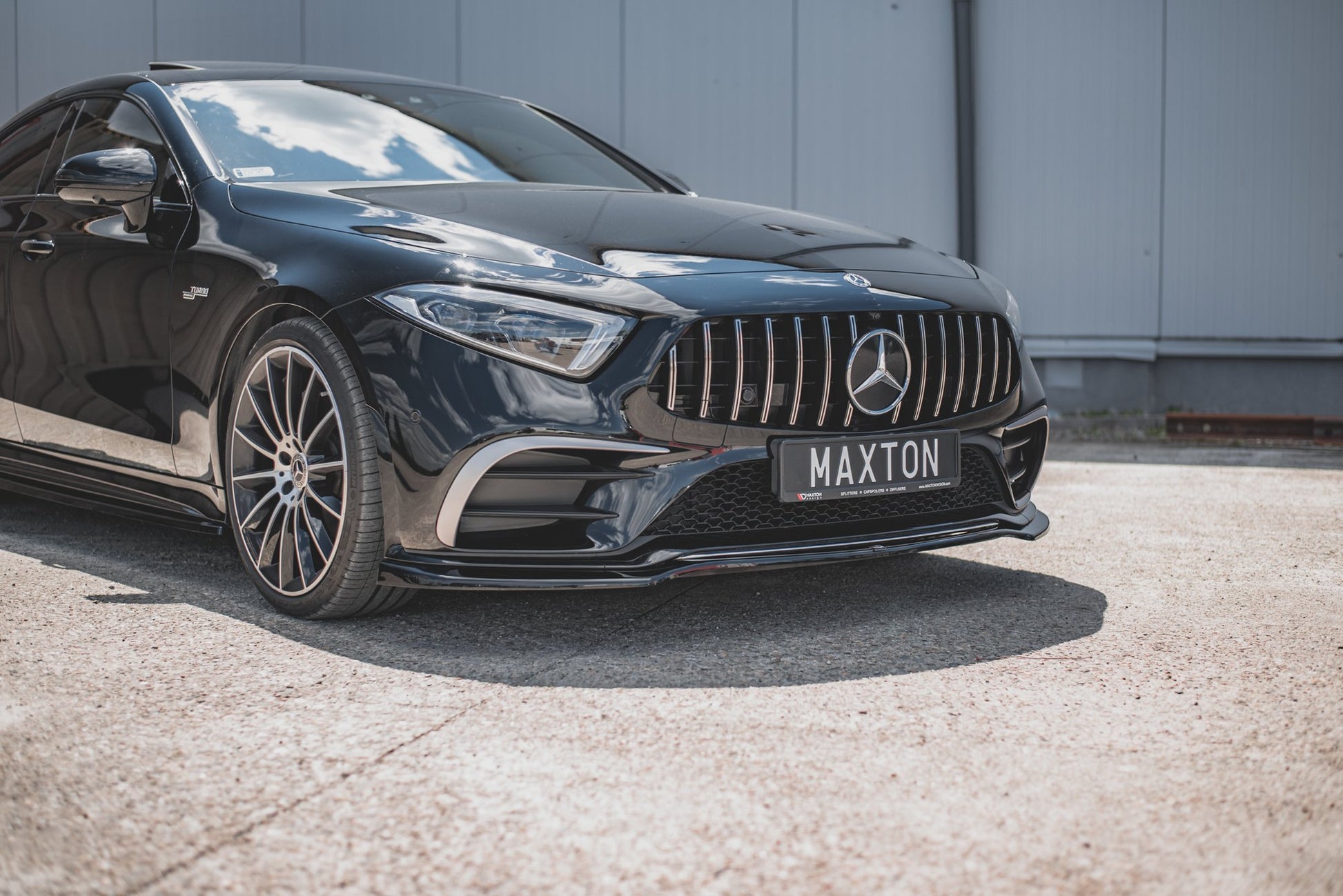 Front Ansatz V.3 für Mercedes-Benz CLS AMG-Line / 53AMG C257 schwarz Hochglanz
