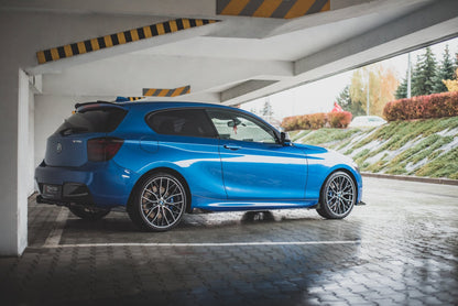 Robuste Racing Seitenschweller Ansatz für für + Flaps BMW 1er F21 M135i / M140i / M-Paket schwarz Hochglanz