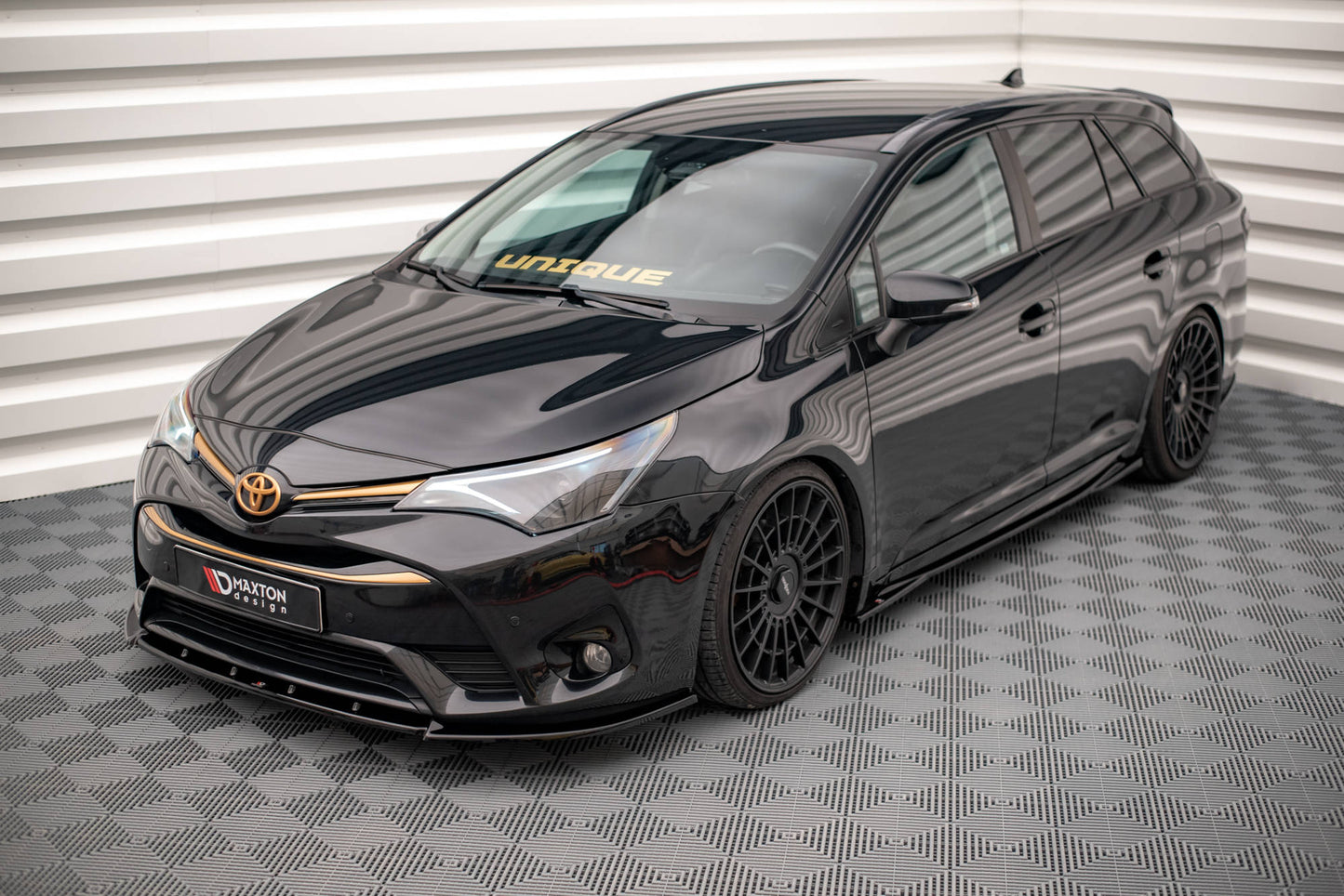 Seitenschweller Ansatz für Toyota Avensis Mk3 Facelift schwarz matt