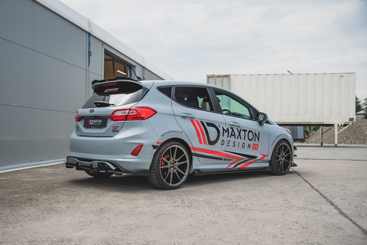 Robuste Racing Diffusor Heck Ansatz +Flaps für Ford Fiesta Mk8 ST schwarz Hochglanz