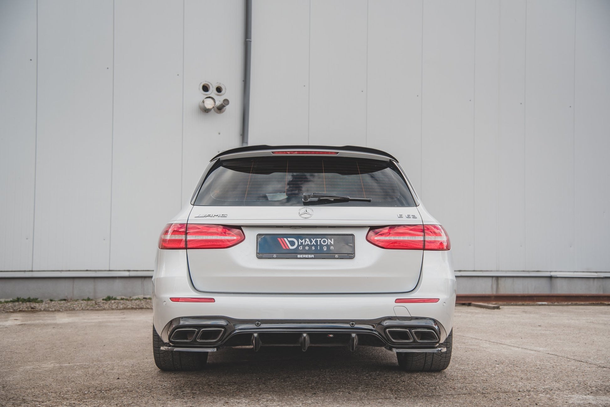 Heck Ansatz Flaps Diffusor für Mercedes-Benz E63 AMG Kombi/Limousine S213/W213 Carbon Look