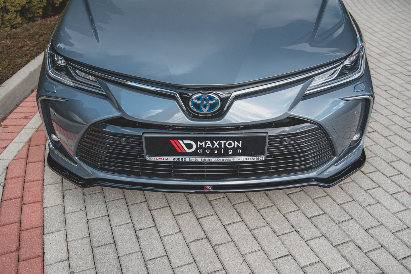 Front Ansatz für Toyota Corolla XII Limousine  schwarz Hochglanz