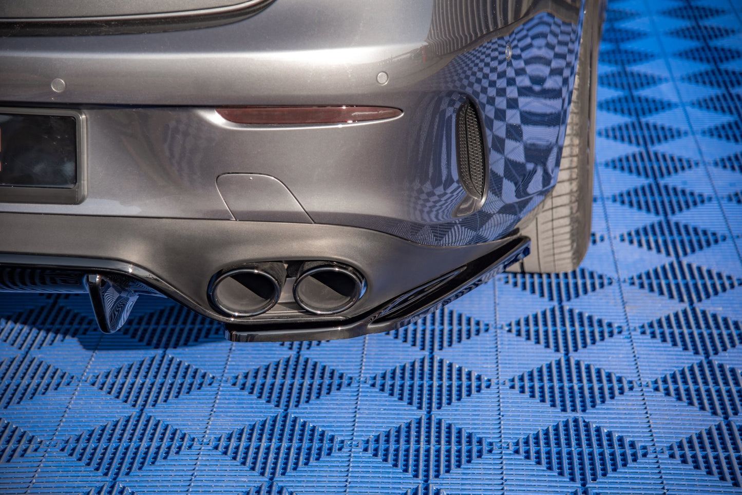 Heck Ansatz Flaps Diffusor für Mercedes-AMG E53 Coupe C238 schwarz matt